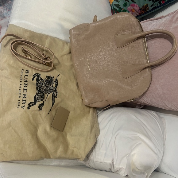 Burberry purse - Picture 3 of 5